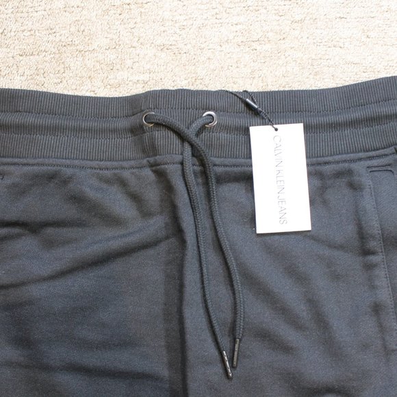 NEW Calvin Klein Women's Monogram Skirt, Black, S - Picture 3 of 5